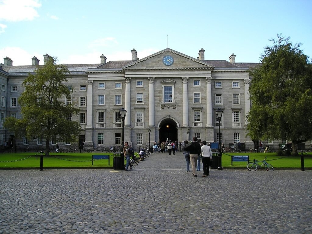 trinity 234504 1280